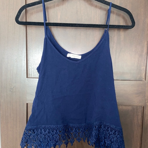 navy tank with floral design - Picture 1 of 1